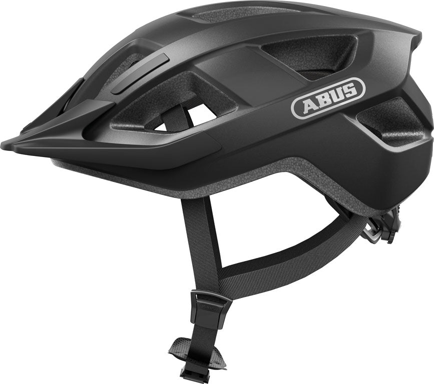 Hjälm Aduro 3.0, titan M